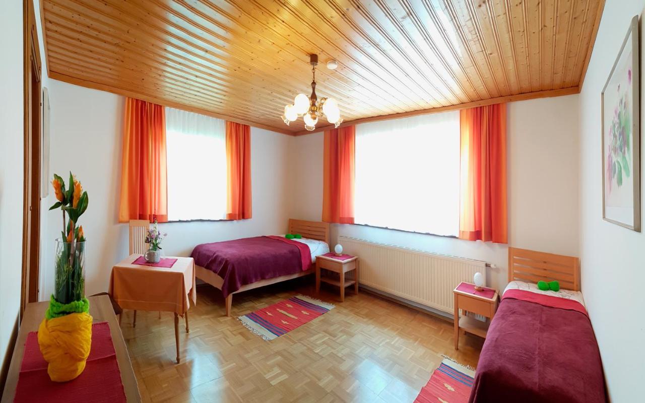 Bungalow & Apartments "Am Deber" Velden - Augsdorf Velden am Wörthersee Kültér fotó
