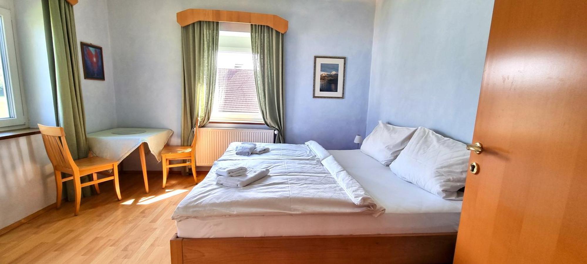 Bungalow & Apartments "Am Deber" Velden - Augsdorf Velden am Wörthersee Kültér fotó